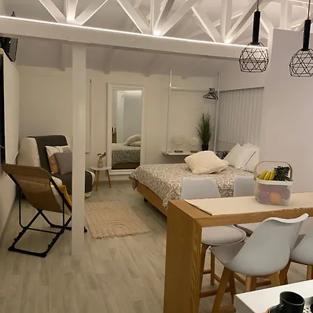 Seaside 12 Κατάκολο