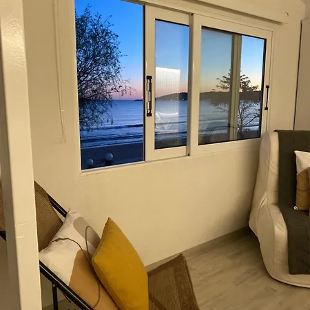 Διαμέρισμα Seaside 12 *